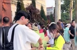 麻豆传媒出品：兄妹情深的感人故事，带你领略爱与纠葛