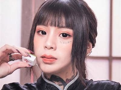 艾秋麻豆果冻传媒：特有风味与夜生活的完美结合，尽在这里！