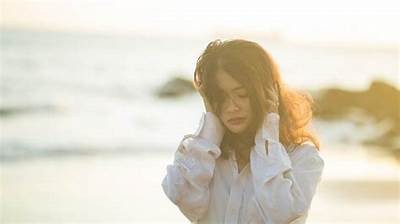 婆婆欺负阴生女娃，女子在抖音上揭露家庭纷争